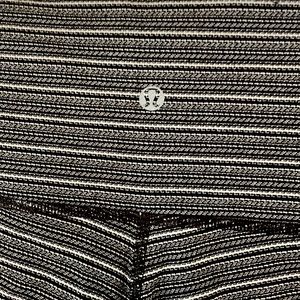 Lululemon leggings black and white pattern